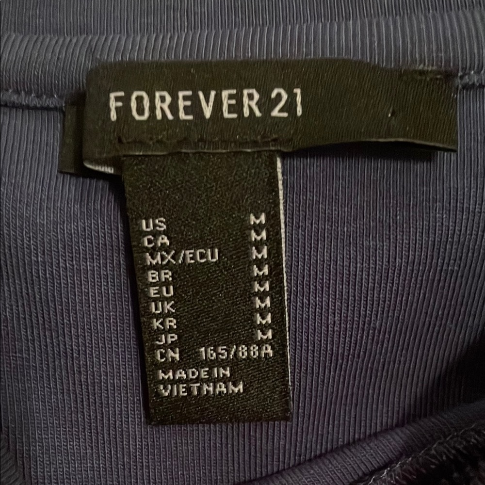 Forever 21 Blue Sleeveless Boxy Muscle Tee - Picture 2 of 3